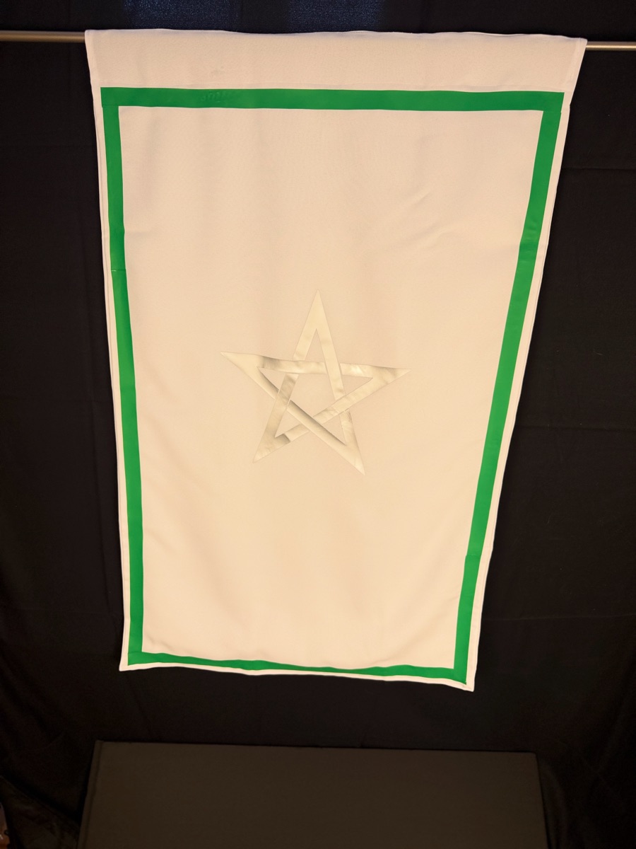 Martinist Initiate Banner for Russian Martinism, with white field, green border, and silver five-pointed star for OMI / OMCC Martinist lodge use.